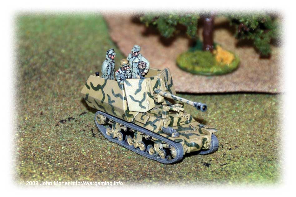 A Marder I waits somewhat casually (a partially painted Skytrex/Hinchliffe model with AB Figures crewmen).