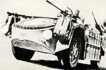 This picture shows vehicle 797 B, from the original "Raggruppamento Sahariano AS".