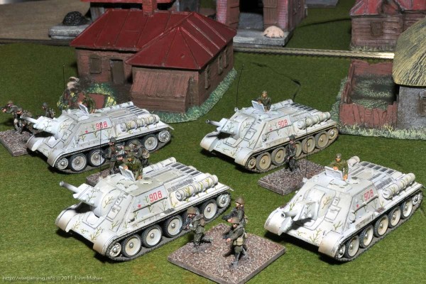 Aerial view of the 4 Forces of Valor SU-122's Aerial view of the 4 Forces of Valor SU-122's