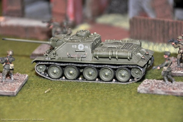 Dragon Armor SU-85M Dragon Armor SU-85M
